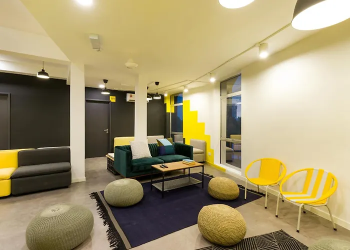Upstairs Downstairs Coliving Kampung Pandan