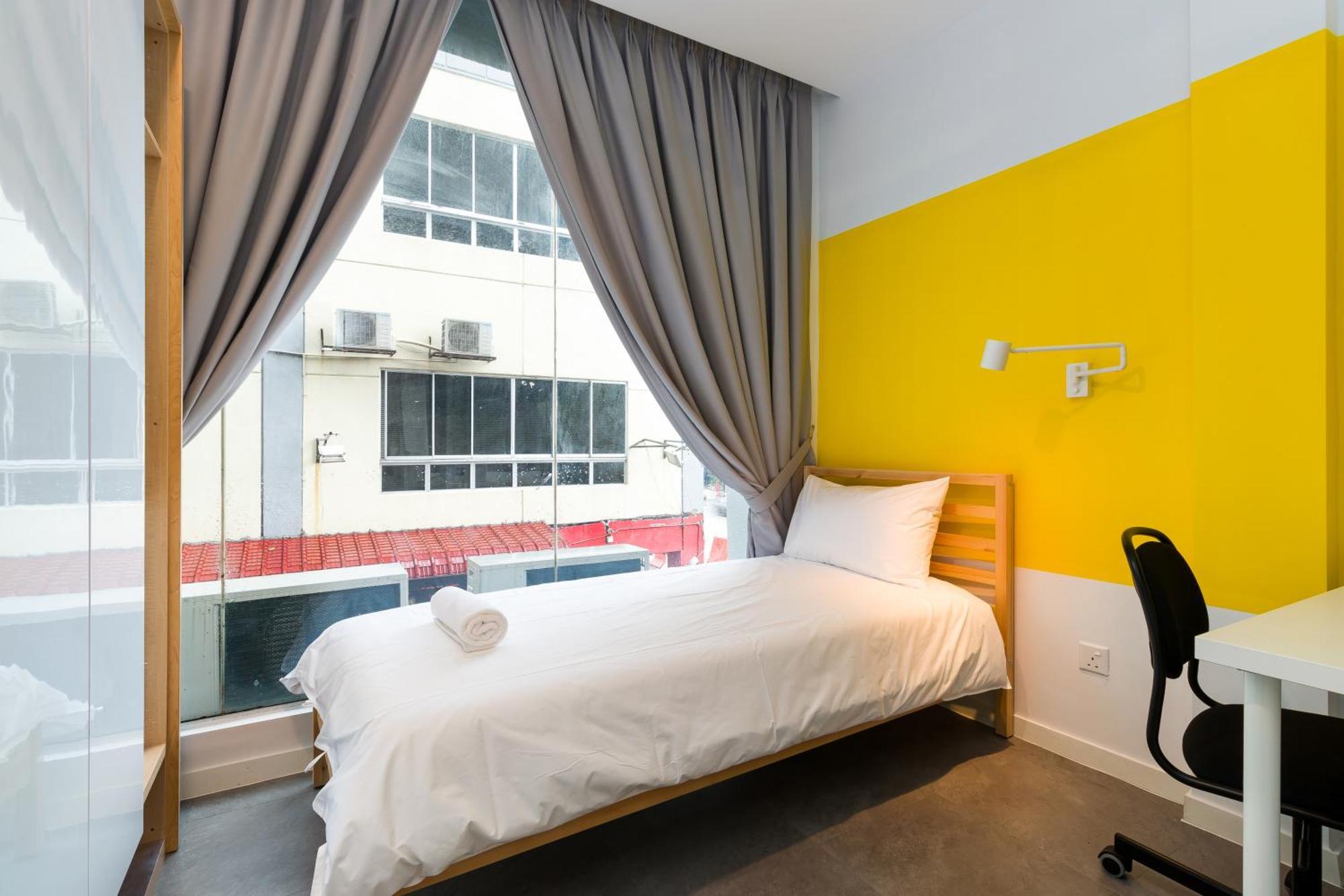 Upstairs Downstairs Coliving Kampung Pandan Asrama