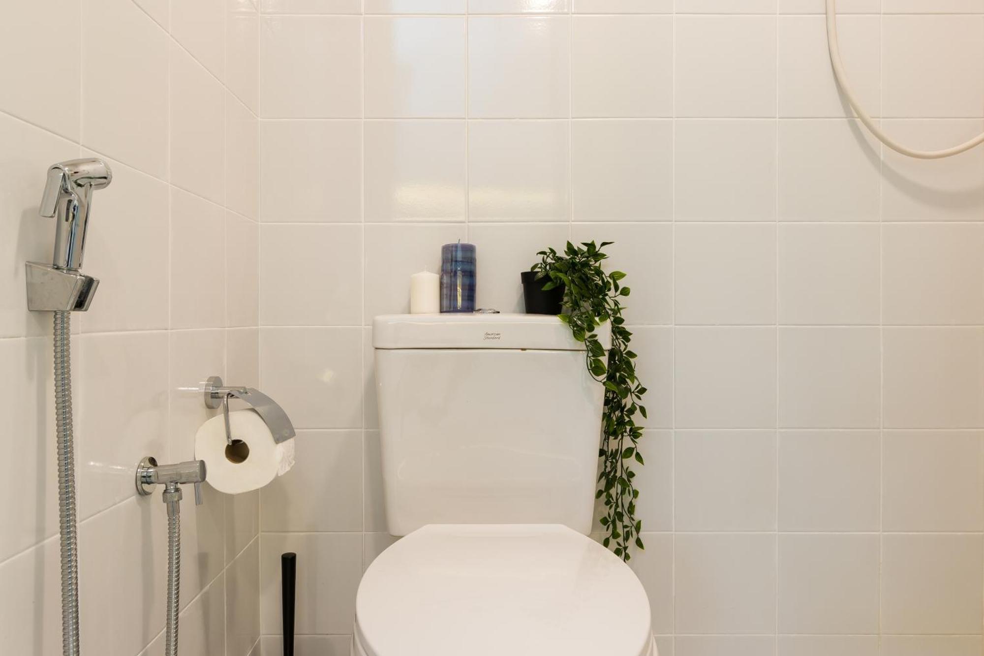Asrama Upstairs Downstairs Coliving Kampung Pandan Kuala Lumpur