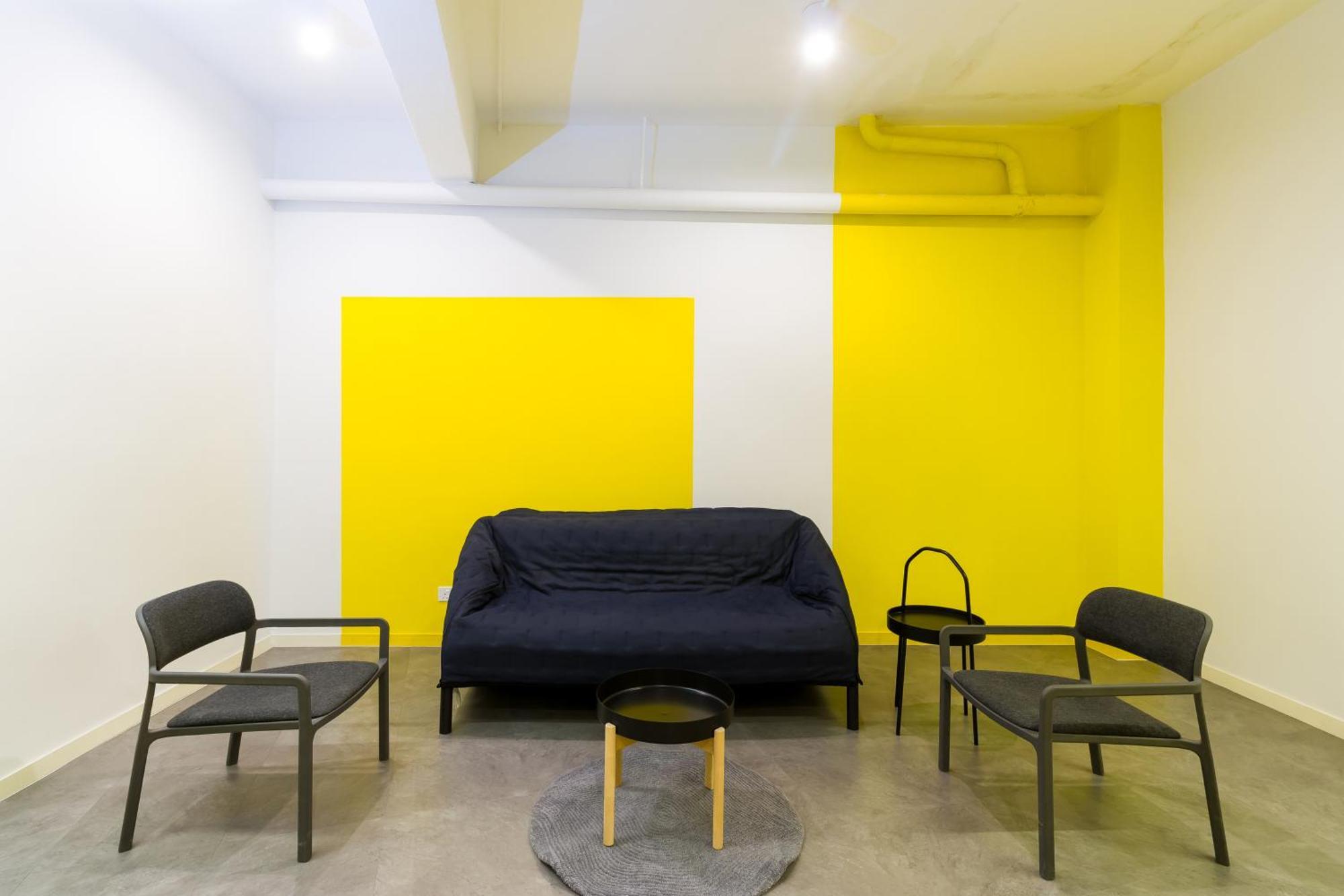 Asrama Upstairs Downstairs Coliving Kampung Pandan Kuala Lumpur